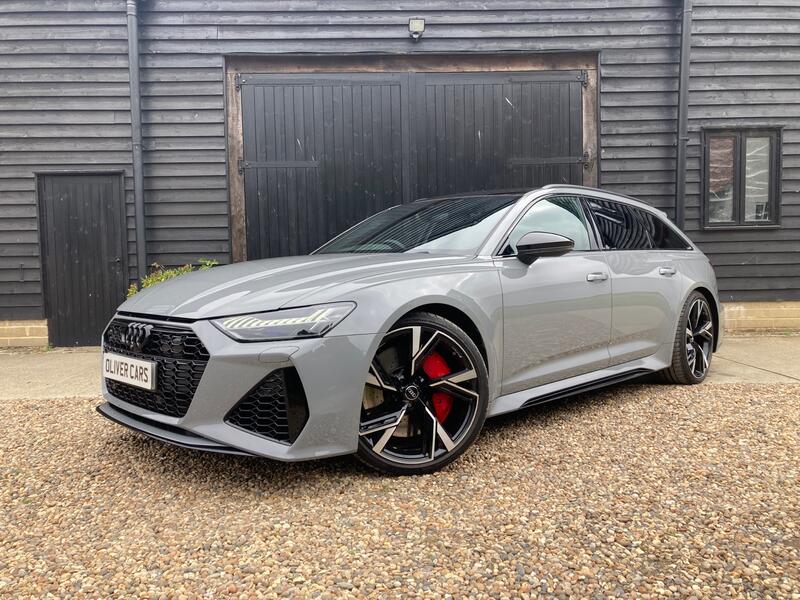 AUDI RS6 4.0 TFSI V8 Carbon Black 